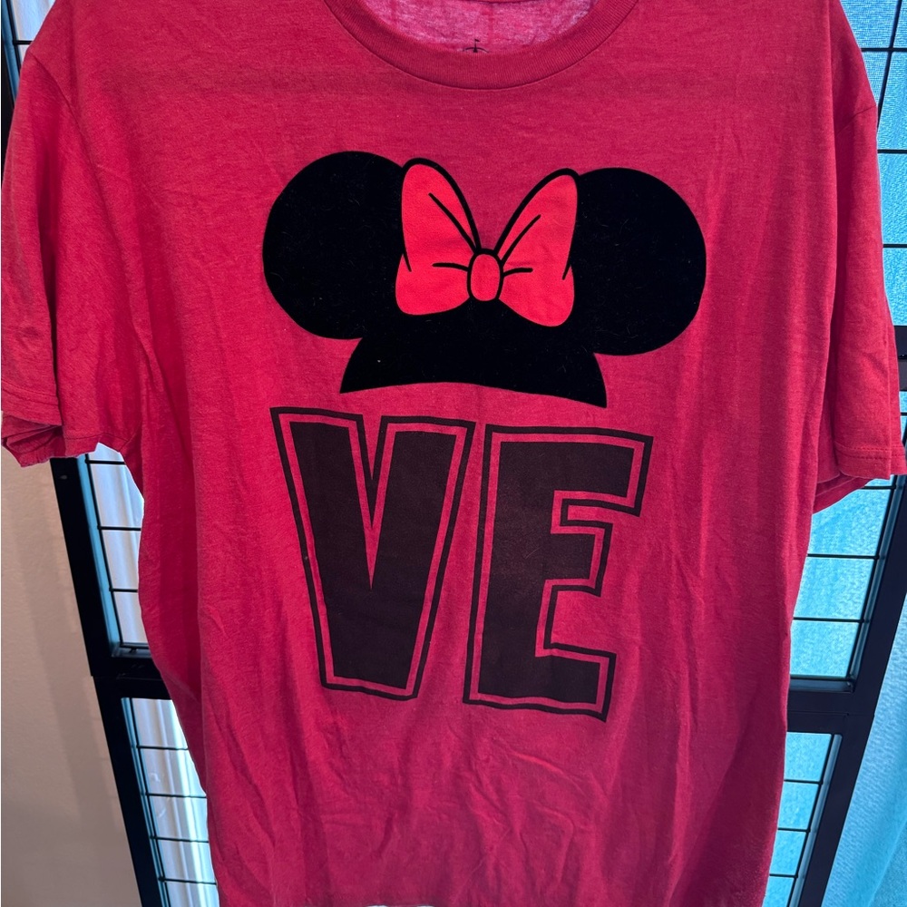 Disney Park Couple Minnie Mouse T-Shirt Red Size Xlarge “VE"
